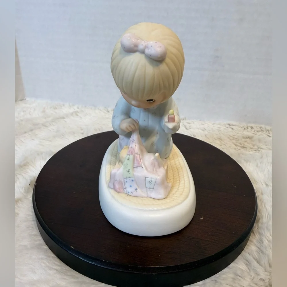1983 Members Only Figurine “Dawn’s Early Light”